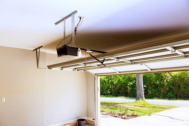 Top rated local Garage Door Roller Replacement specialists in Mansfield, MO